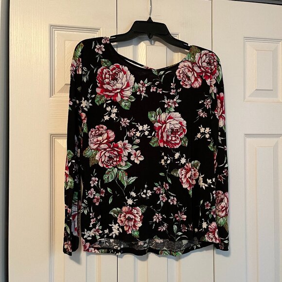 Shirt - Picture 1 of 4